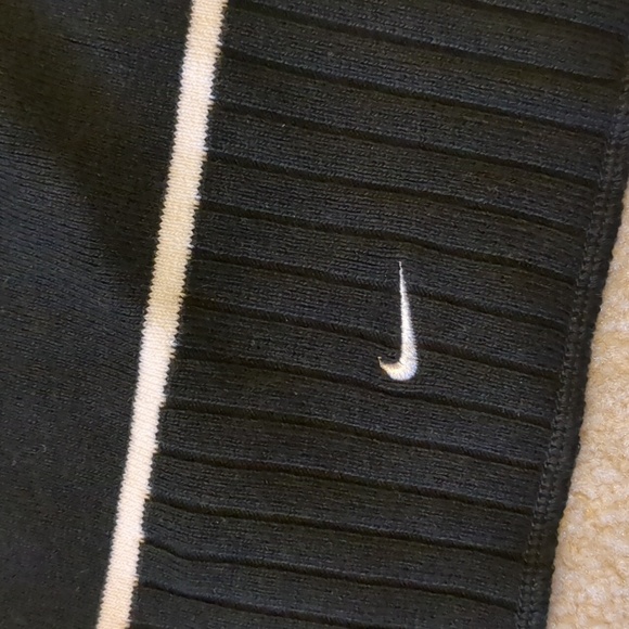 Nike Scarf - Picture 3 of 3